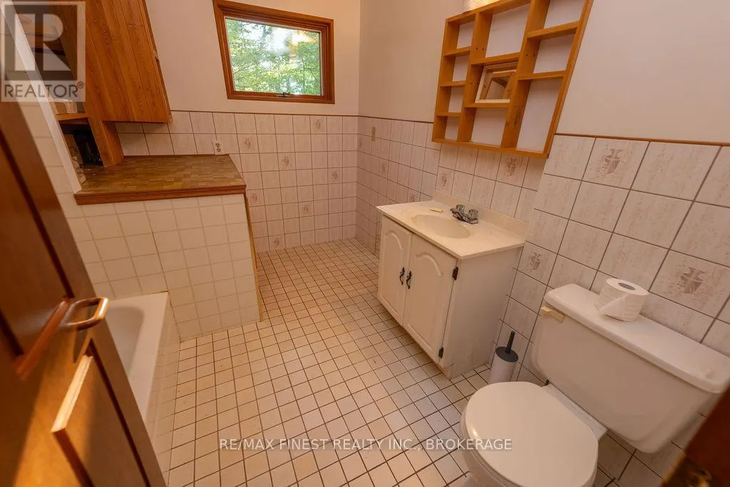E - 2305 OPINICON ROAD, #E
