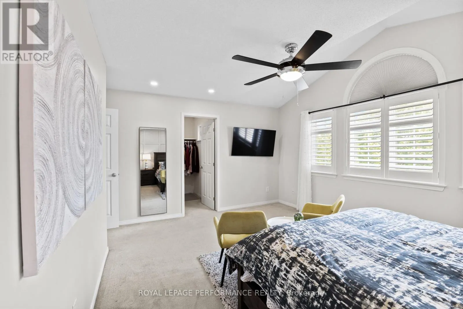 323 CENTERRA COURT