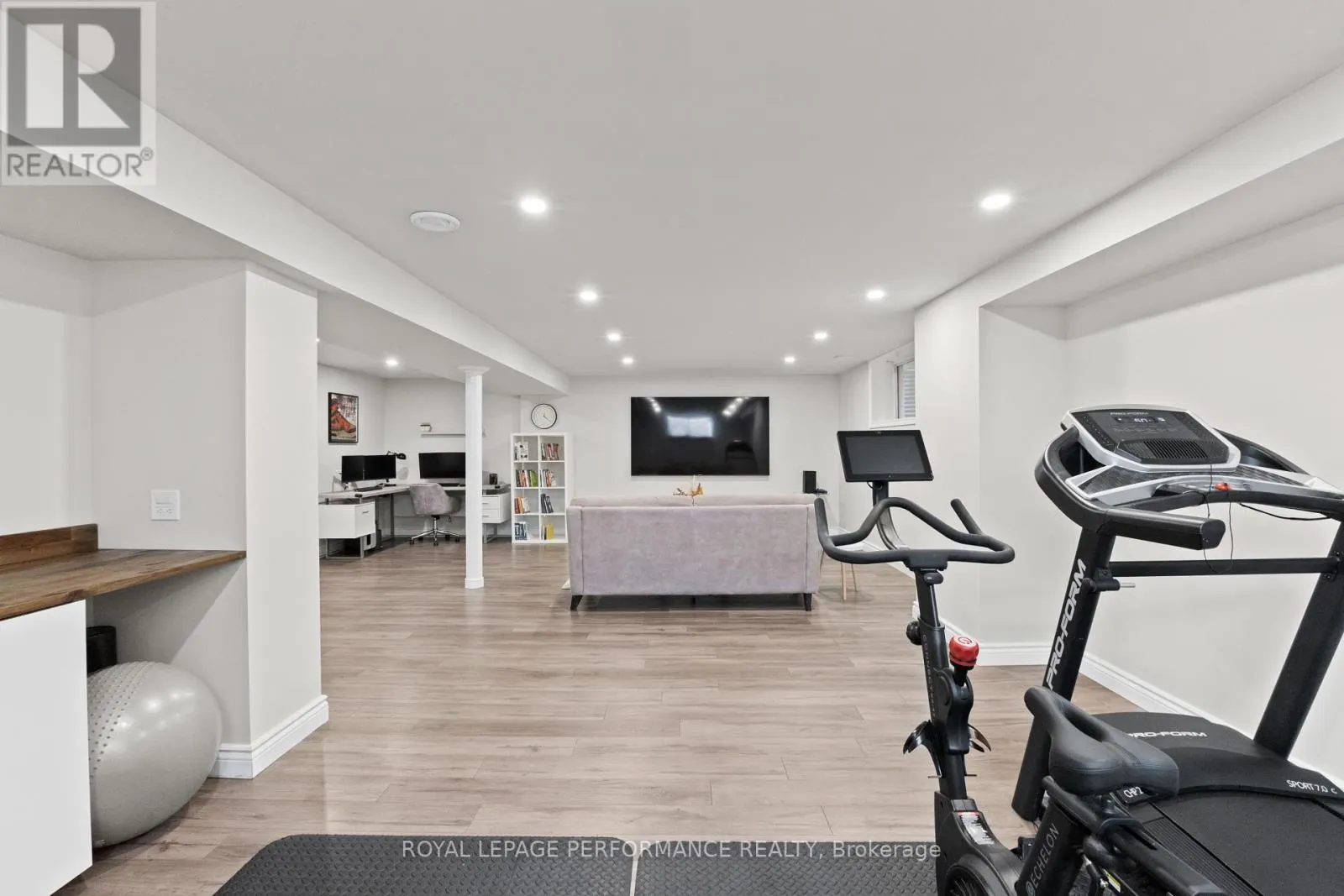 323 CENTERRA COURT