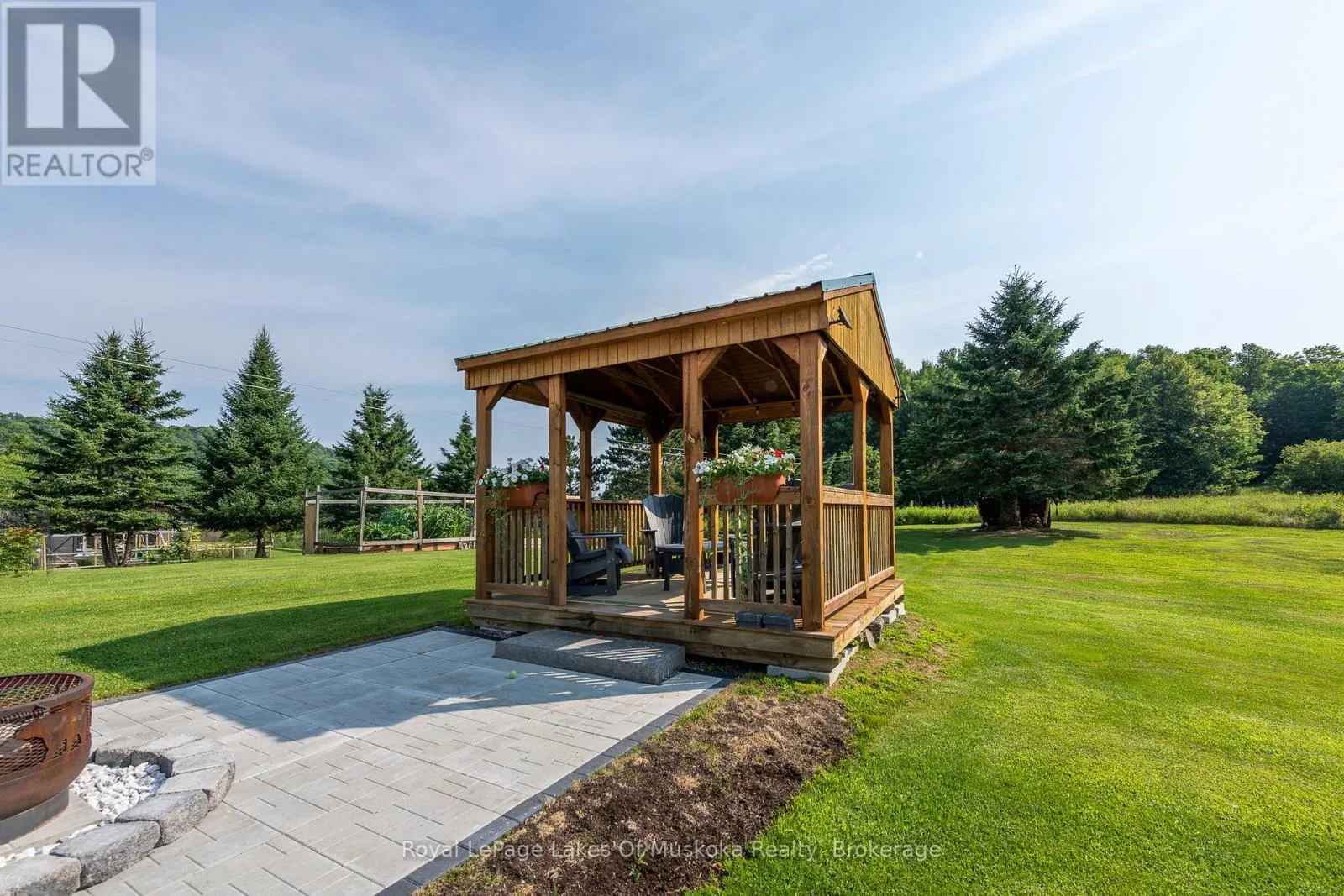 284 SOUTH FAIRY LAKE ROAD