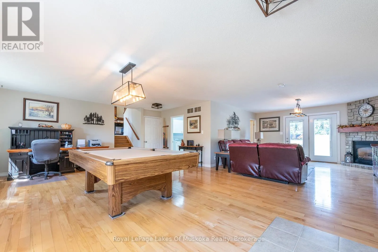 284 SOUTH FAIRY LAKE ROAD