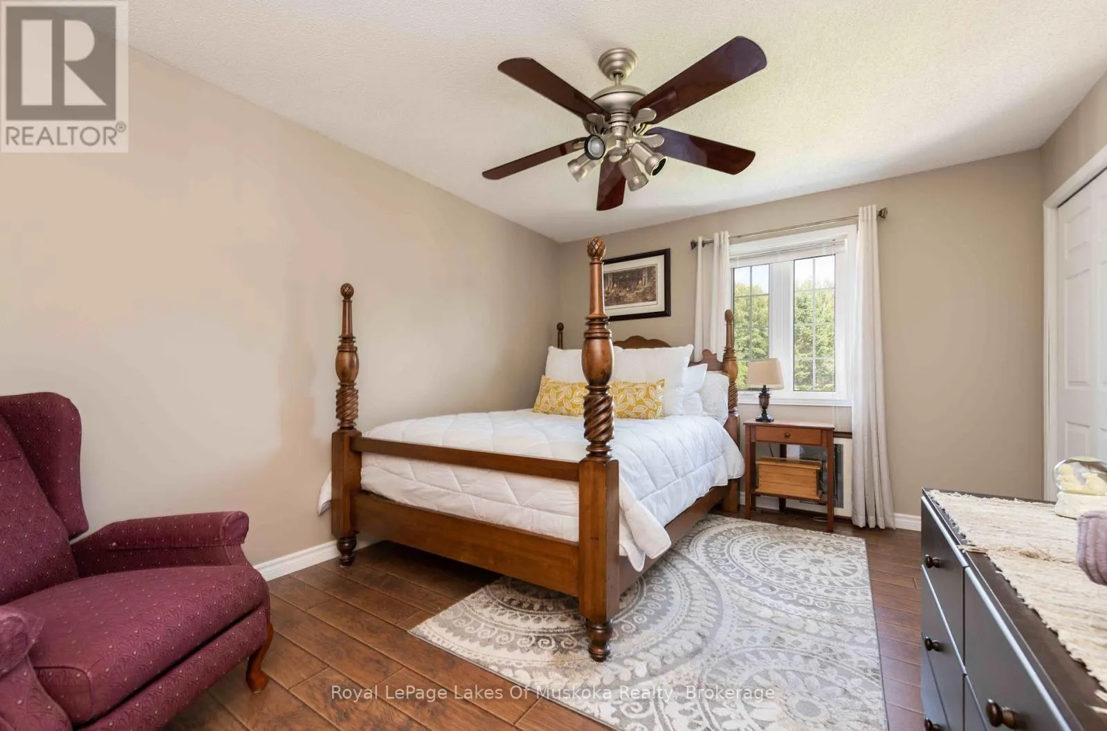 284 SOUTH FAIRY LAKE ROAD