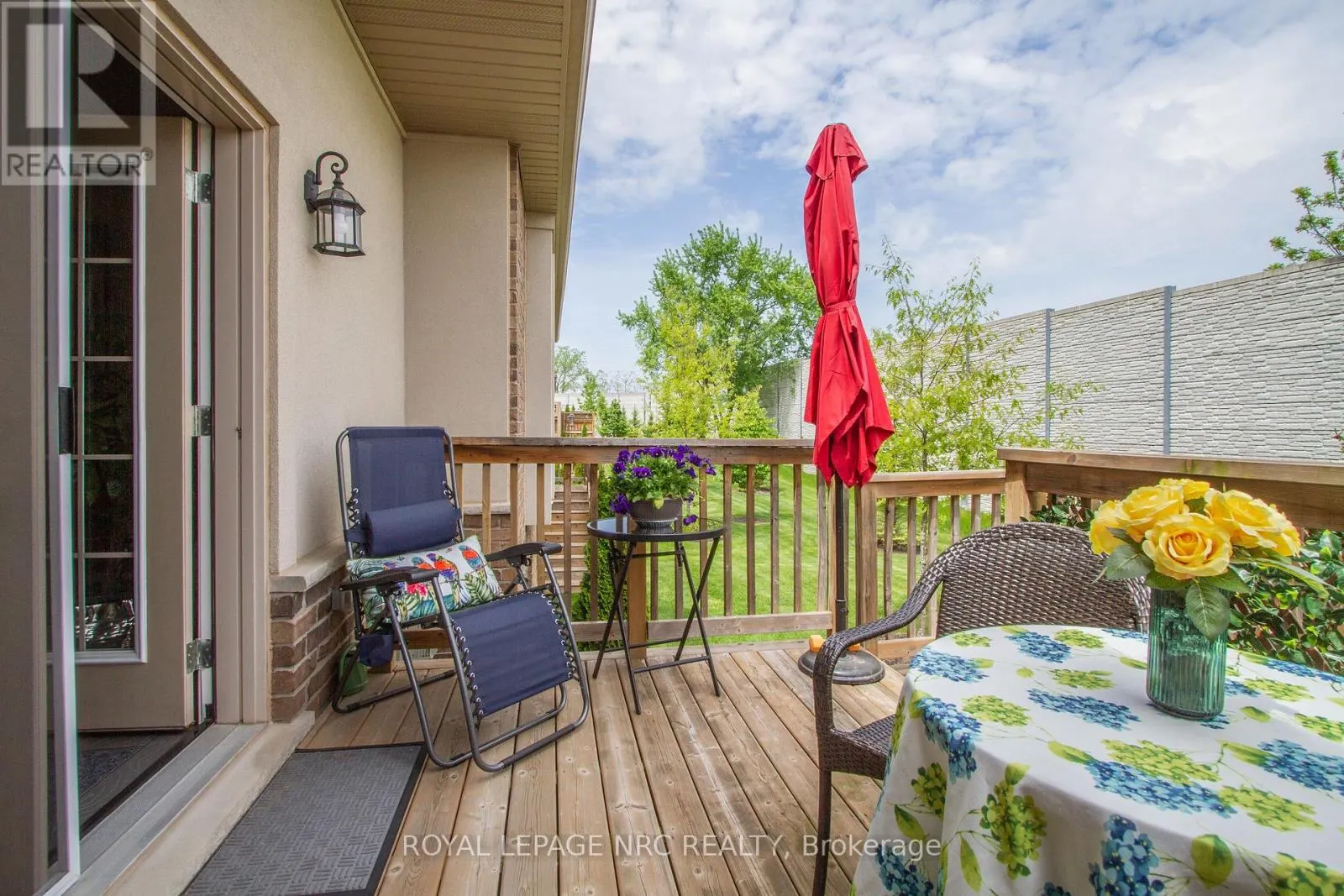 62 - 3232 MONTROSE ROAD, #62