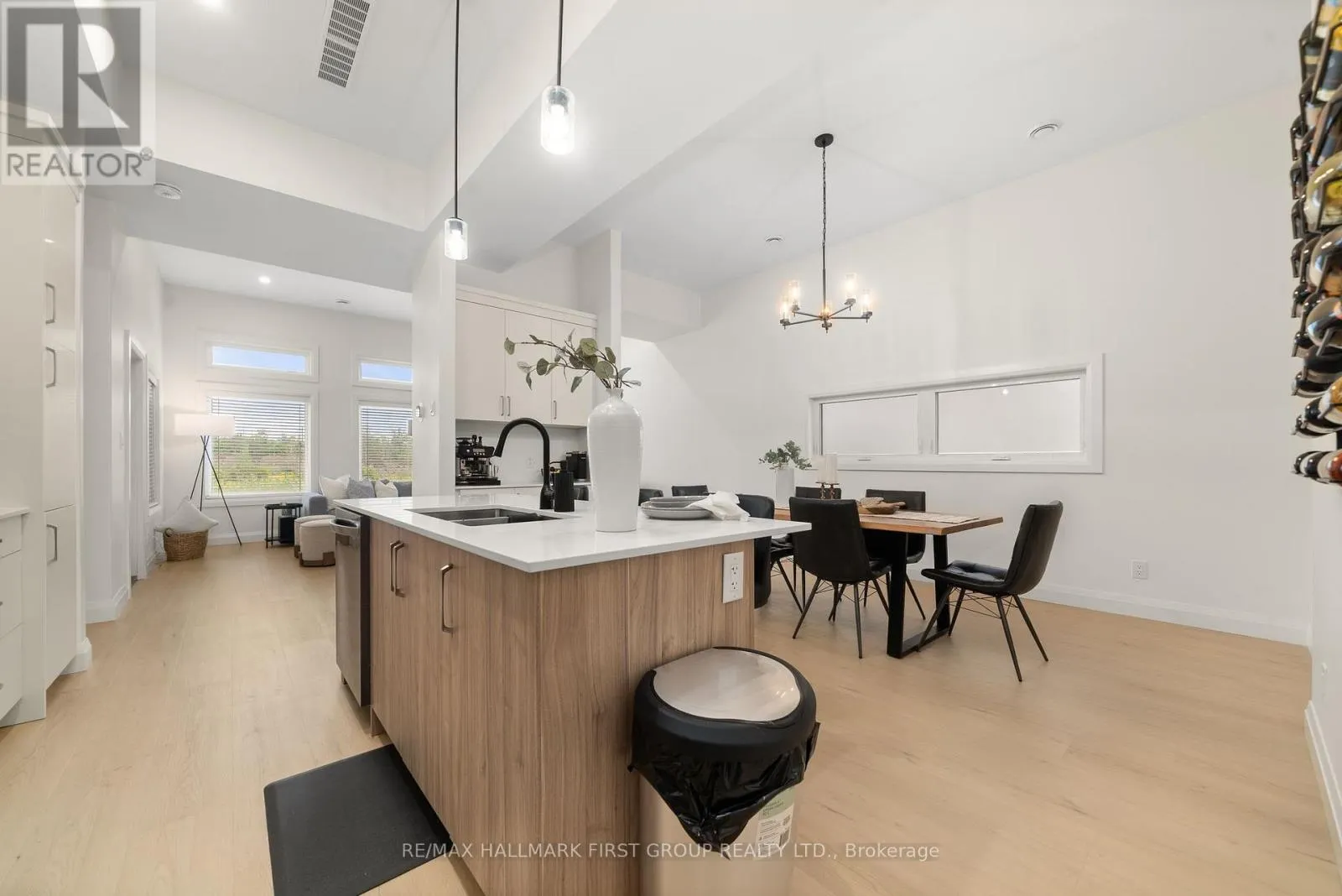 118 ROYAL GALA DRIVE
