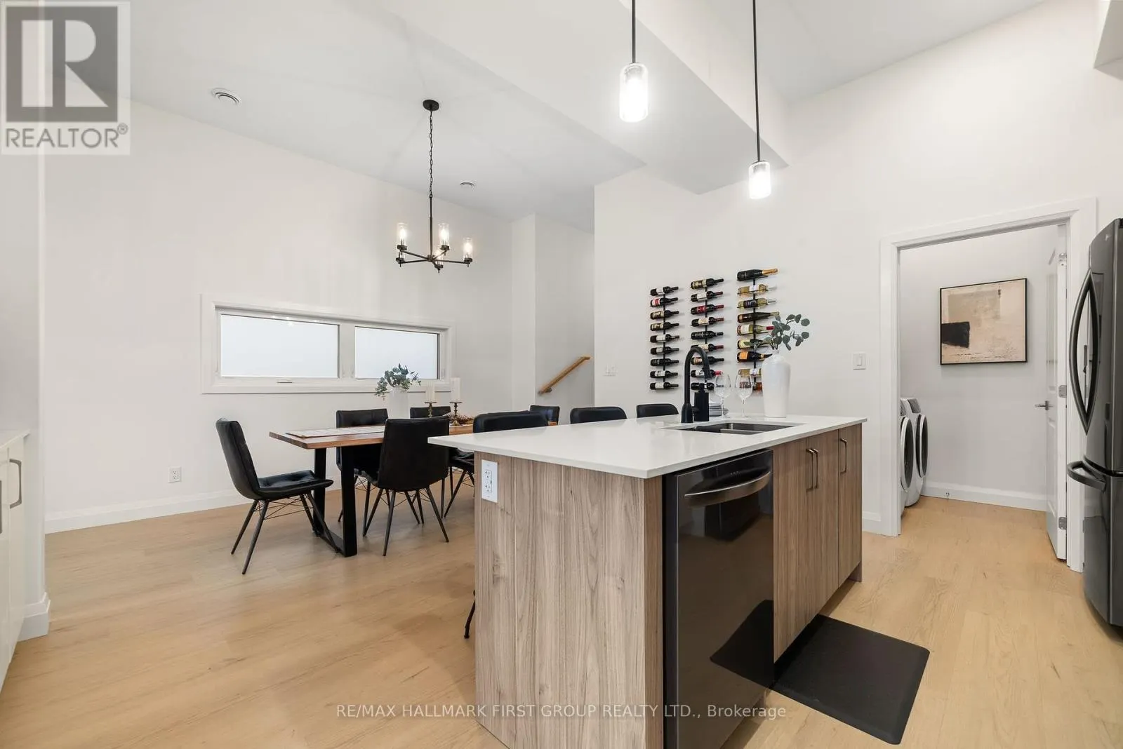 118 ROYAL GALA DRIVE