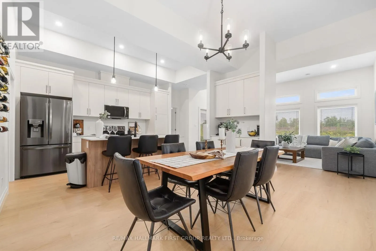 118 ROYAL GALA DRIVE