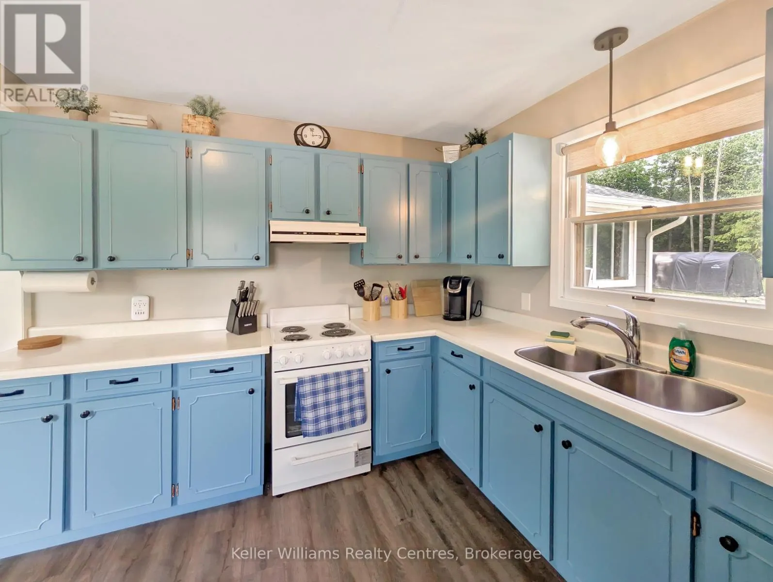 12 PIERCE STREET S