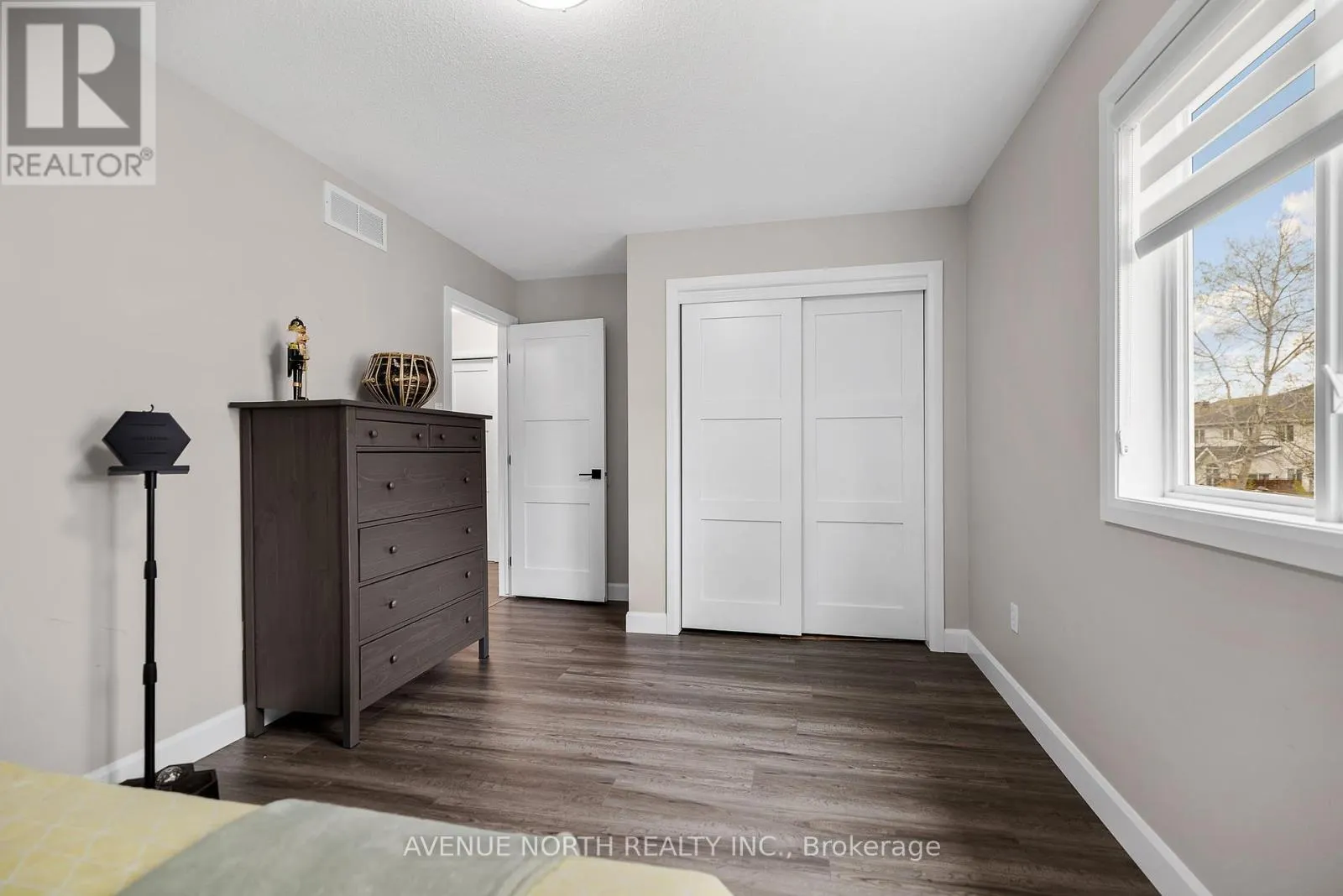 644 DEVONWOOD CIRCLE