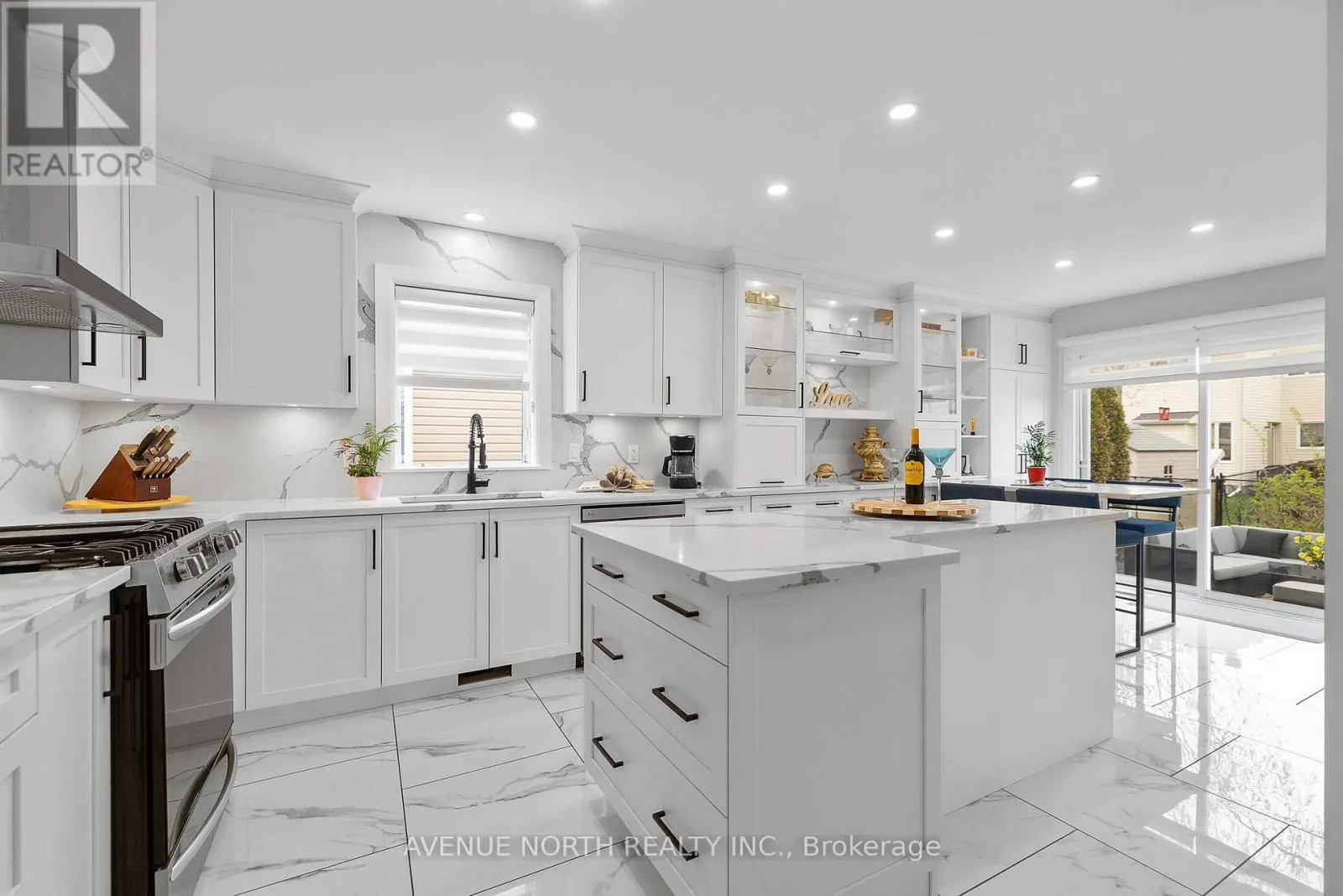 644 DEVONWOOD CIRCLE