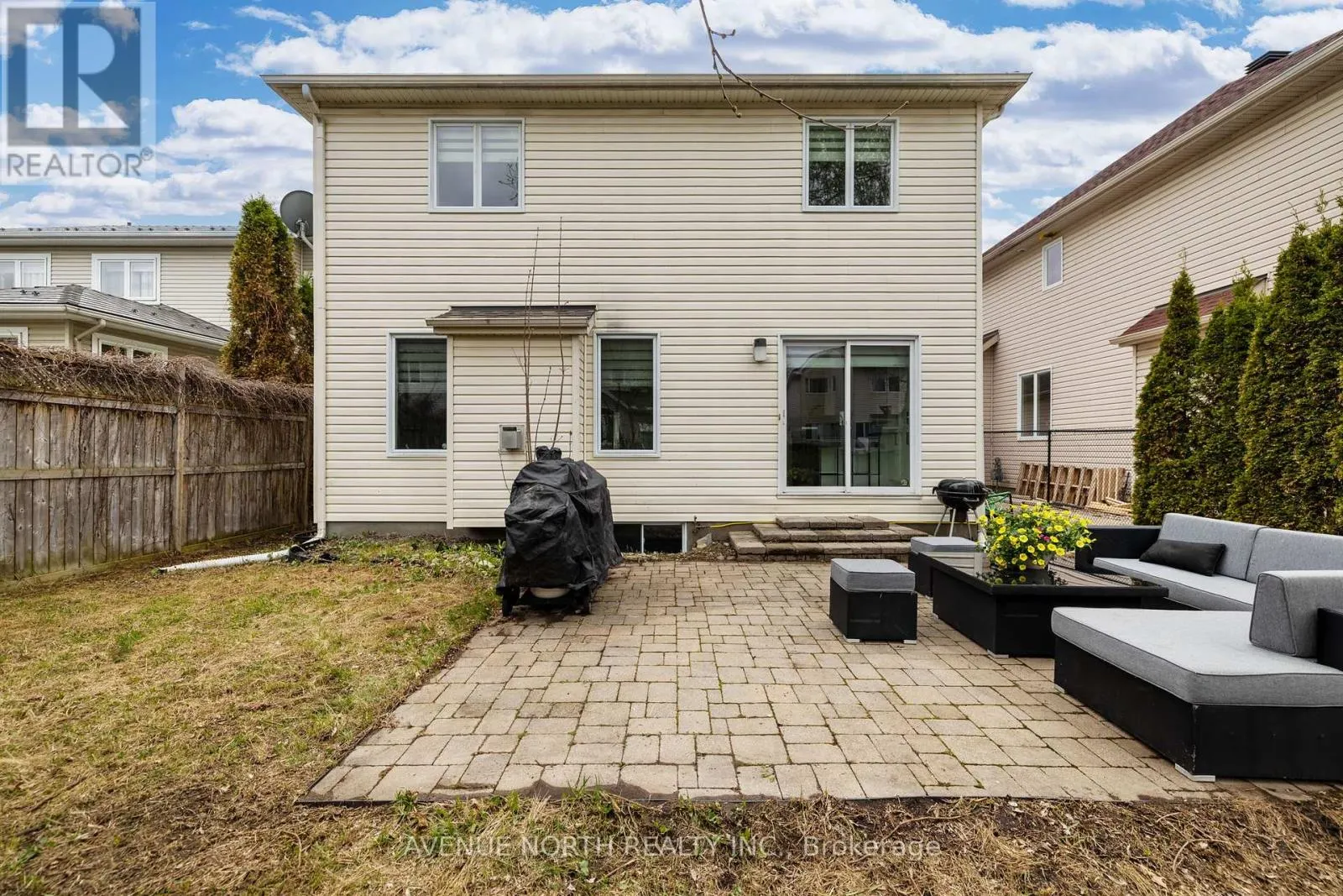 644 DEVONWOOD CIRCLE