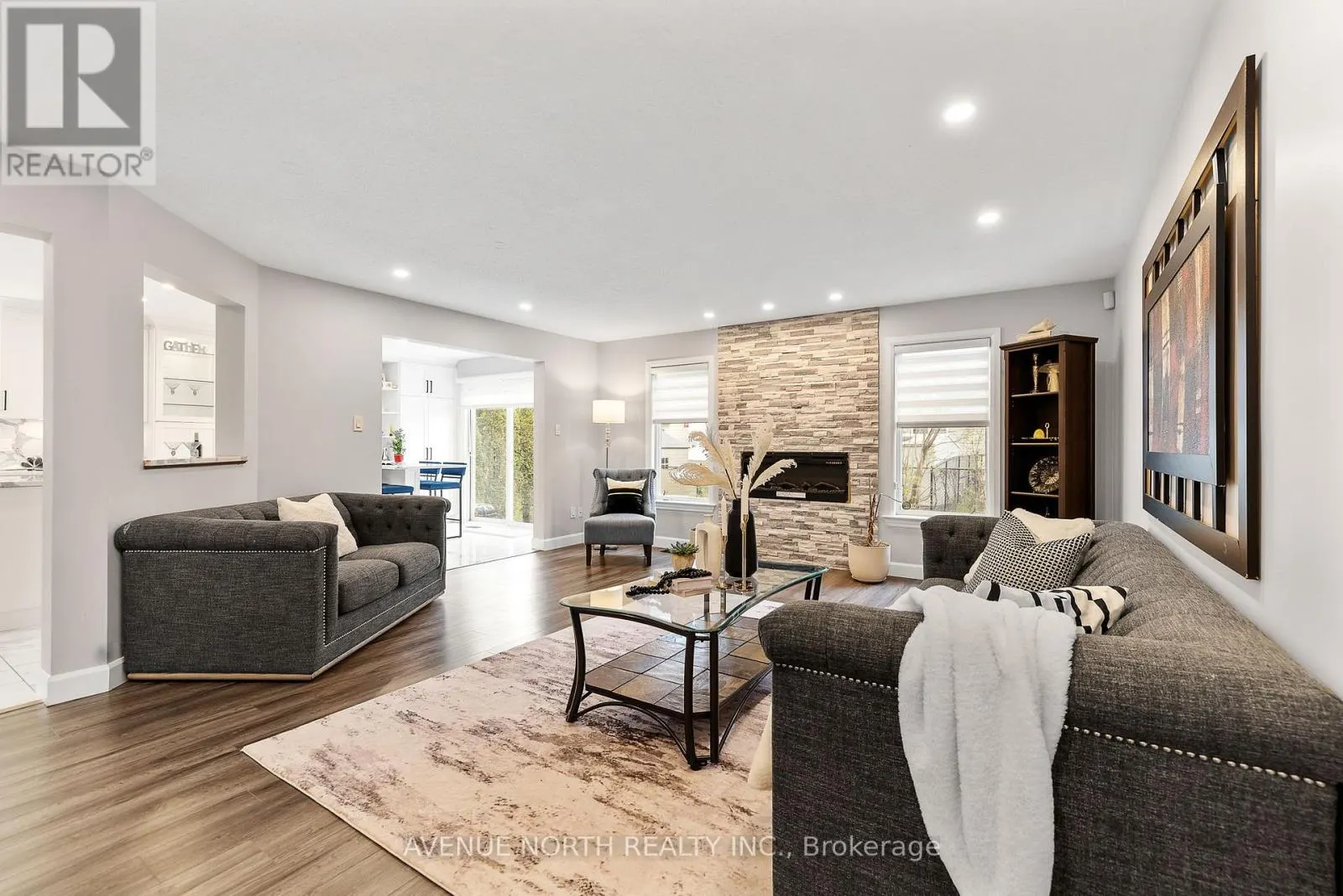 644 DEVONWOOD CIRCLE
