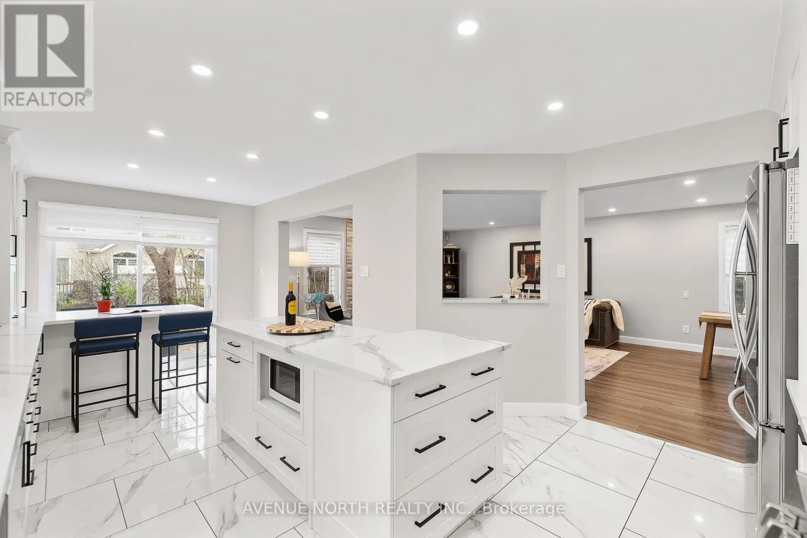 644 DEVONWOOD CIRCLE