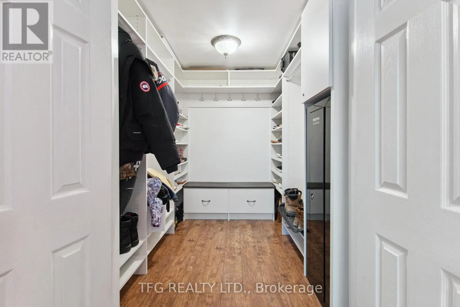 280 PORTER ROAD
