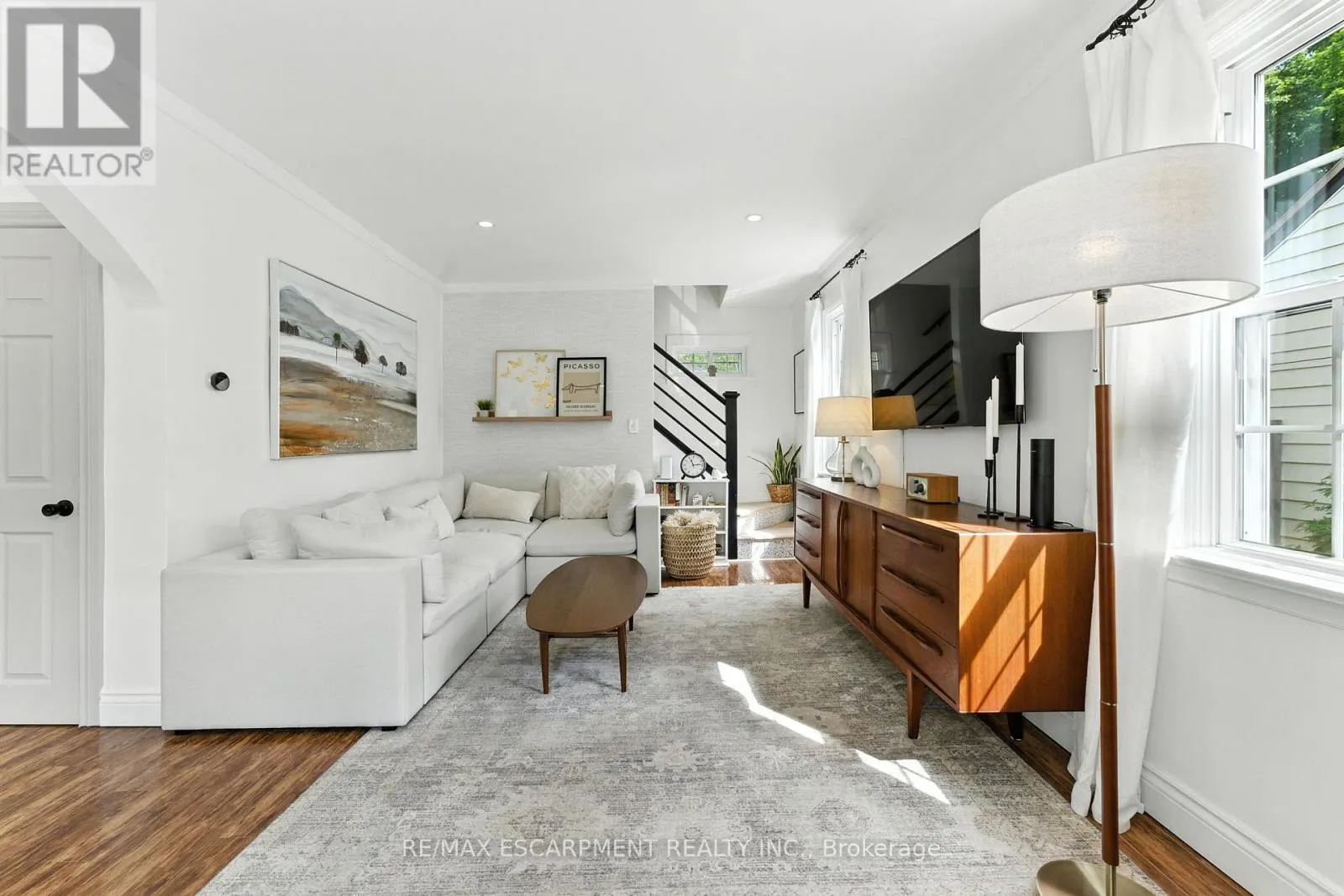 237 FIFTH AVENUE