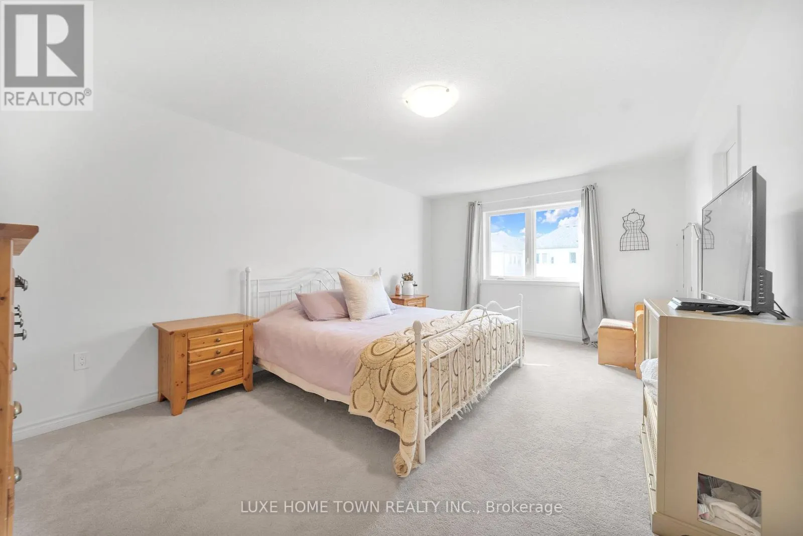 39 SPICER STREET