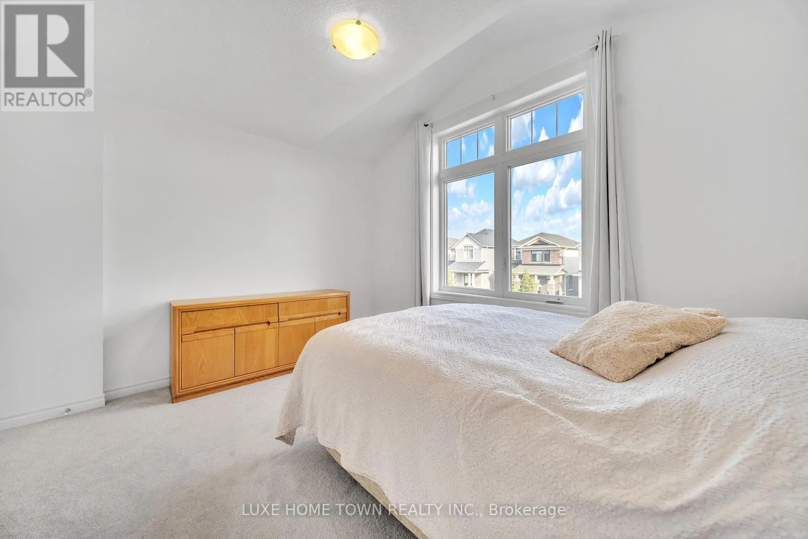 39 SPICER STREET