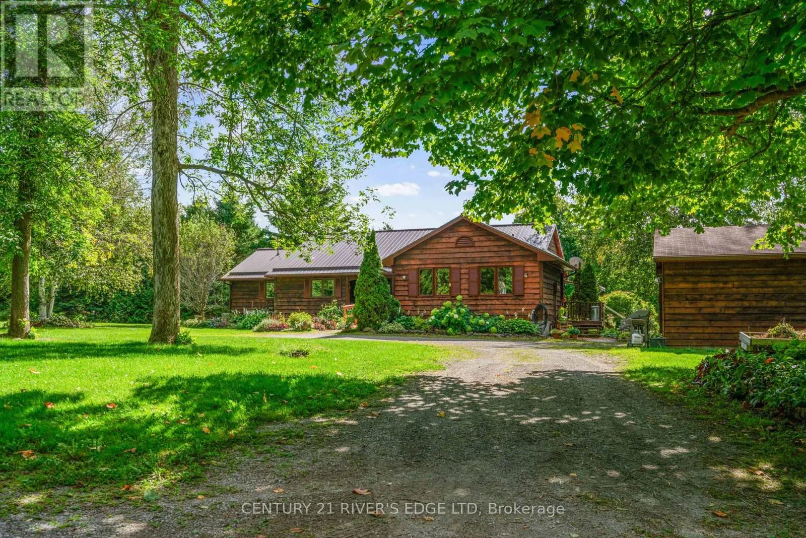 814 PLUMHOLLOW ROAD