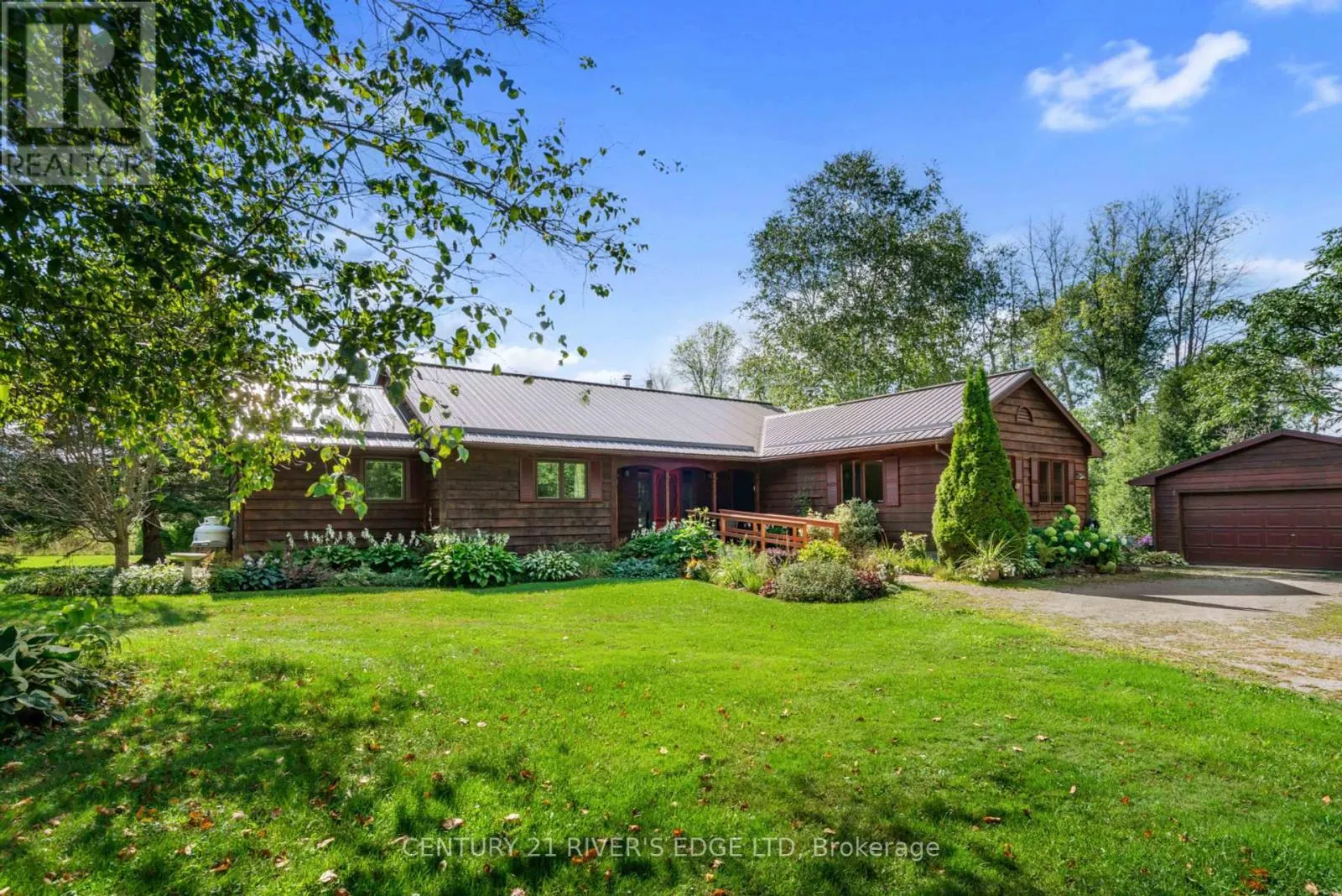 814 PLUMHOLLOW ROAD