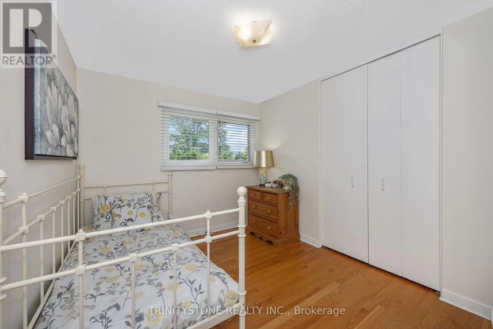 7 PULFORD CRESCENT