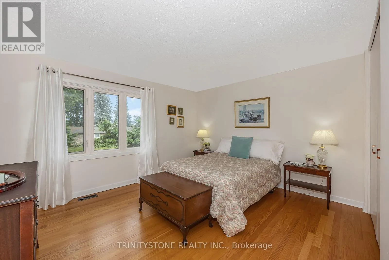 7 PULFORD CRESCENT