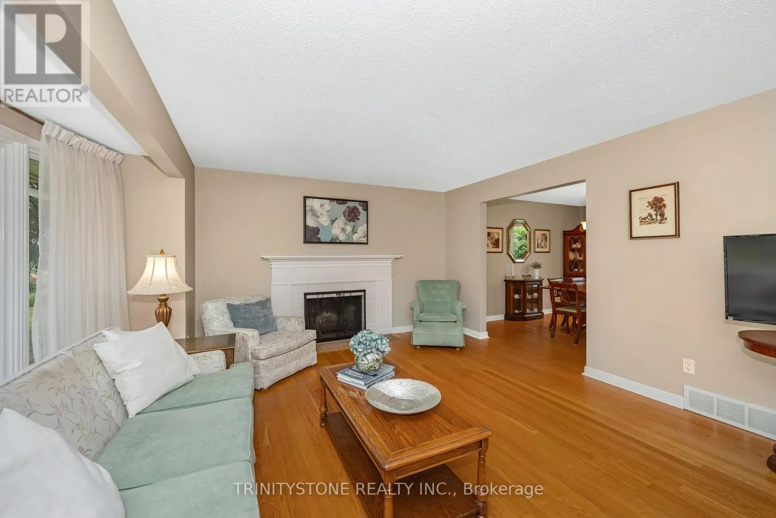 7 PULFORD CRESCENT