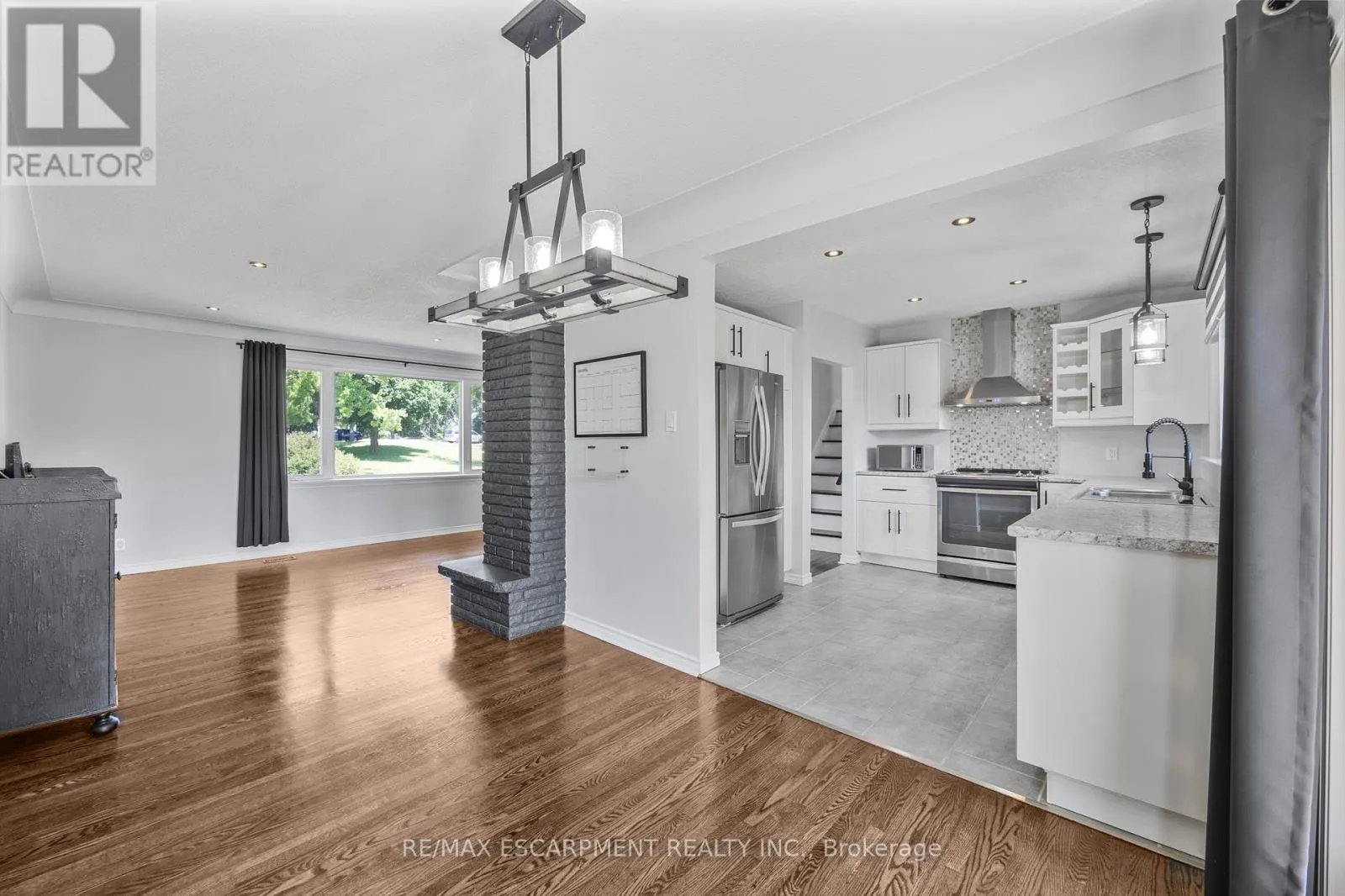 944 CONCESSION ROAD