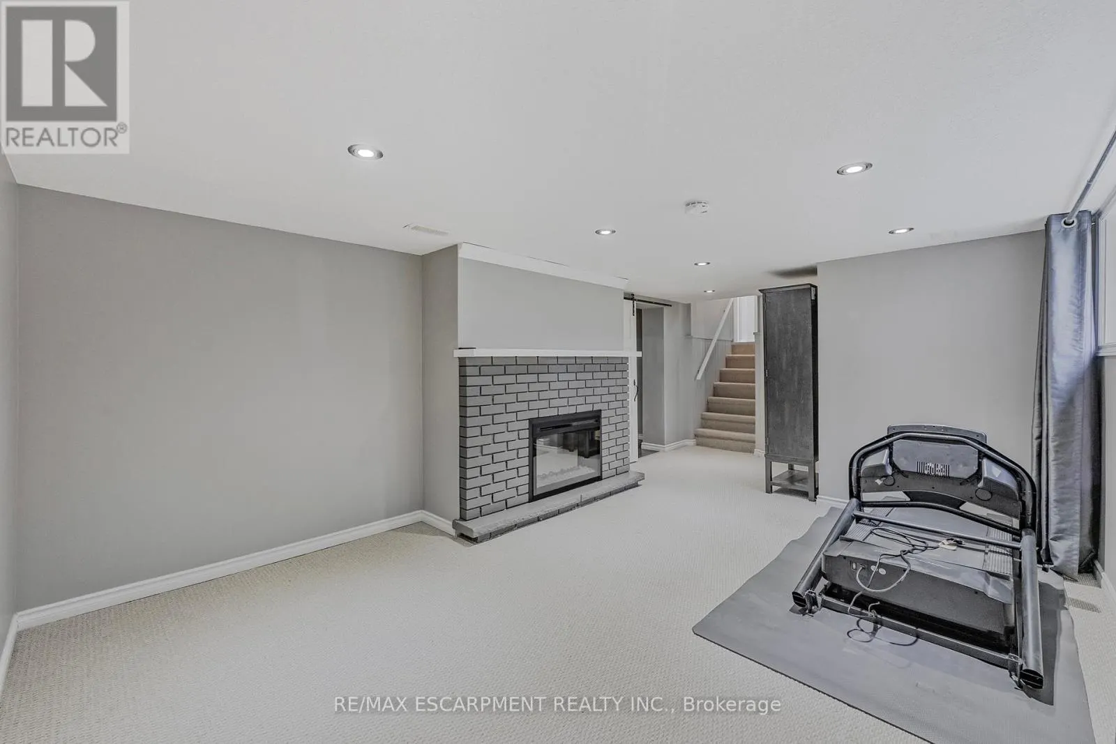944 CONCESSION ROAD