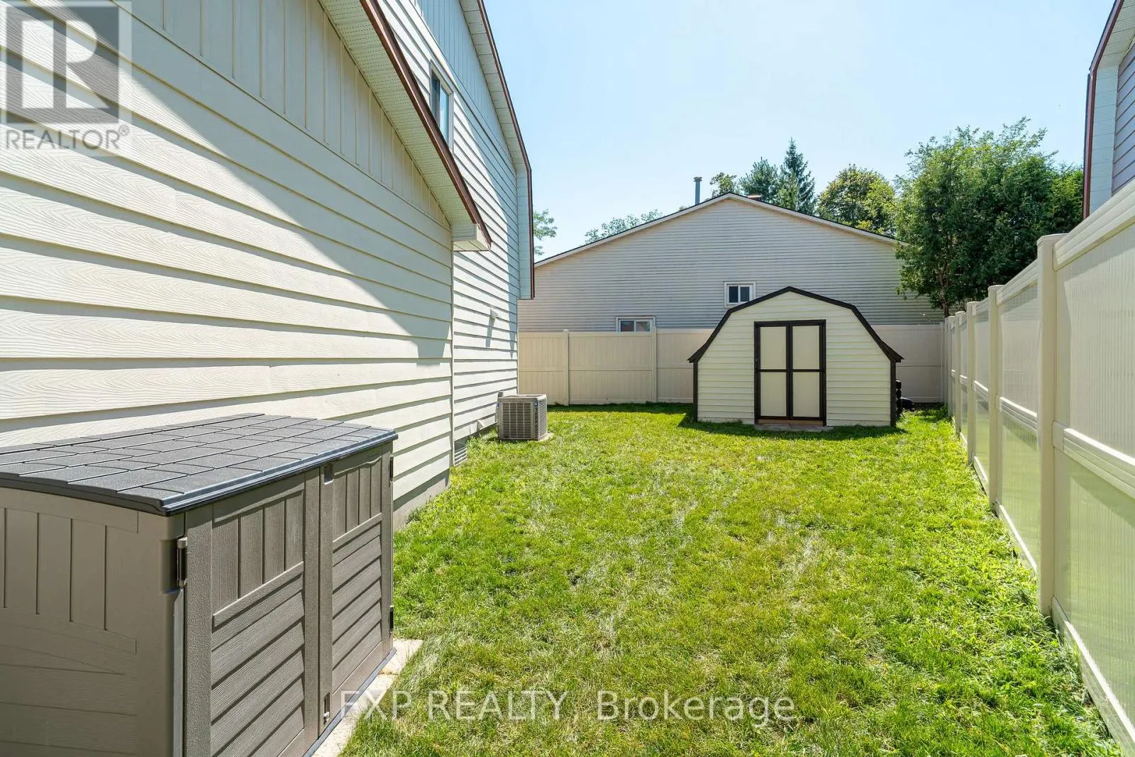 6084A VINEYARD DRIVE