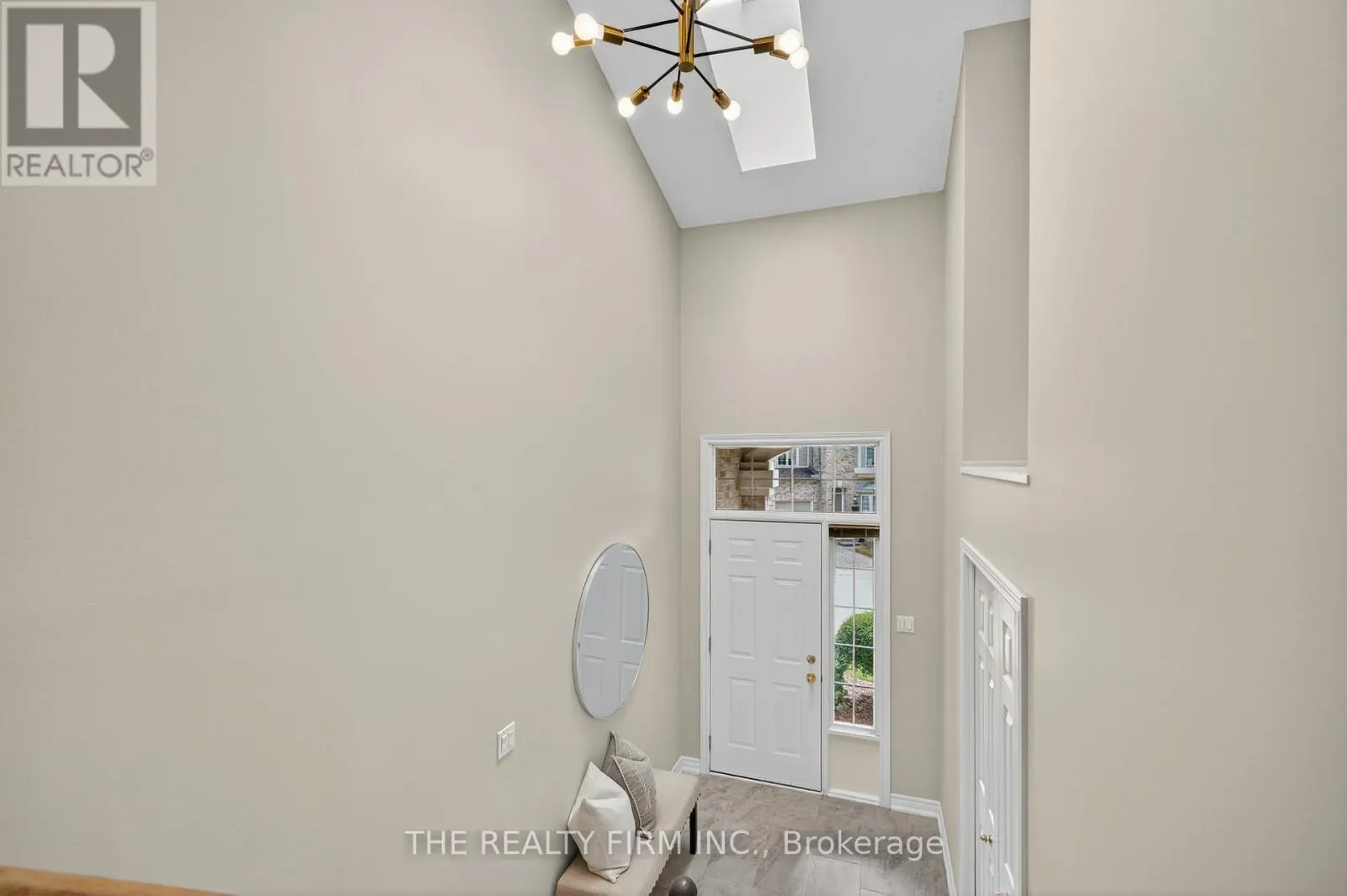 4 - 519 RIVERSIDE DRIVE, #4