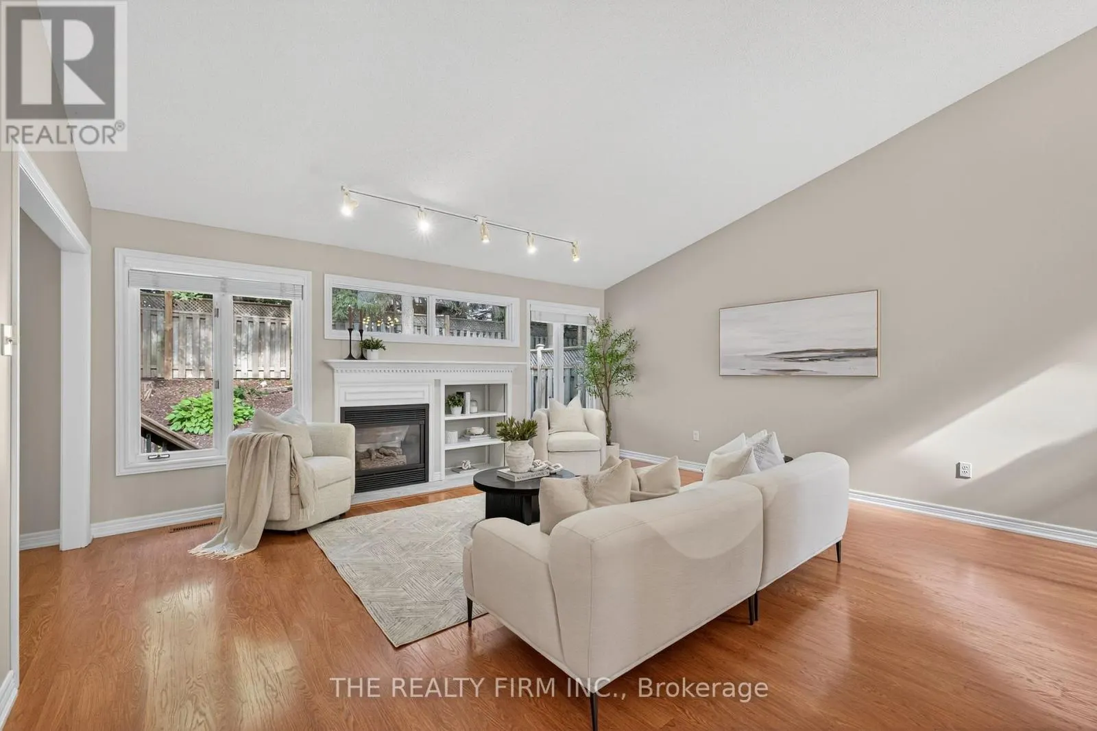 4 - 519 RIVERSIDE DRIVE, #4