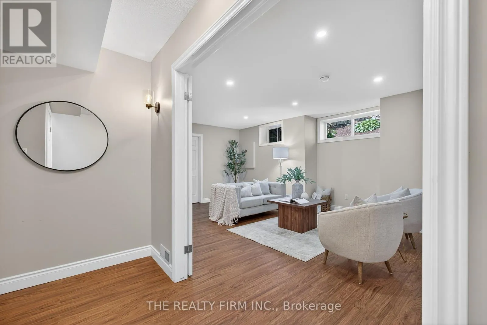 4 - 519 RIVERSIDE DRIVE, #4