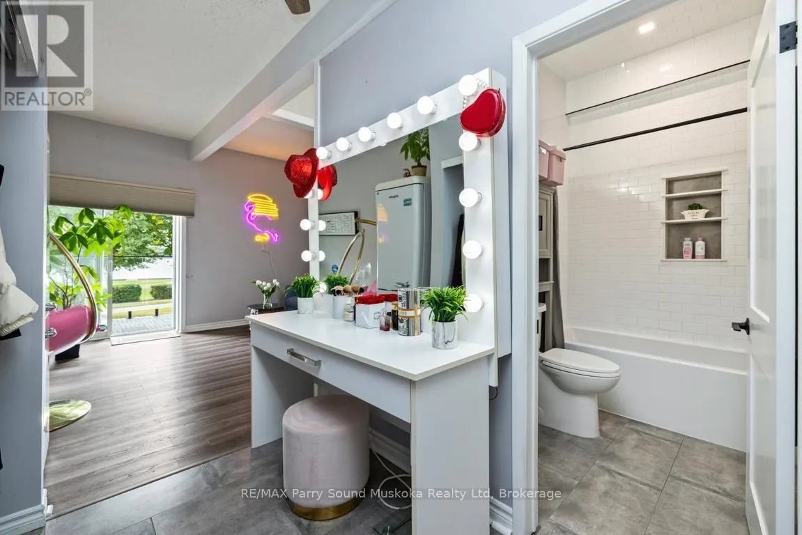 4 - 21 PROSPECT STREET, #4