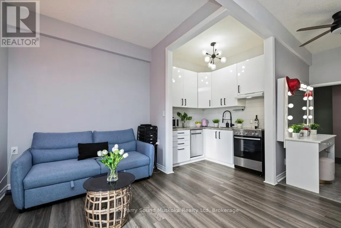 4 - 21 PROSPECT STREET, #4