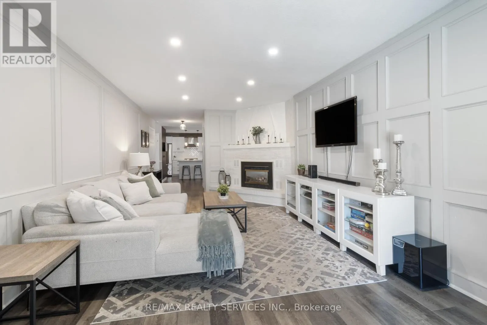 54 AUDUBON STREET N