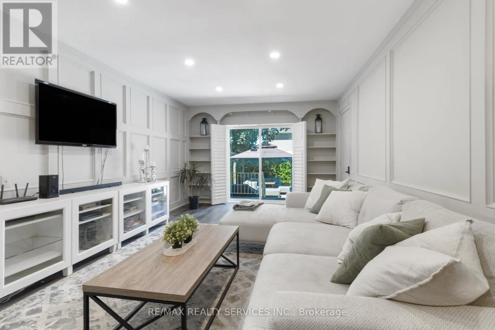 54 AUDUBON STREET N