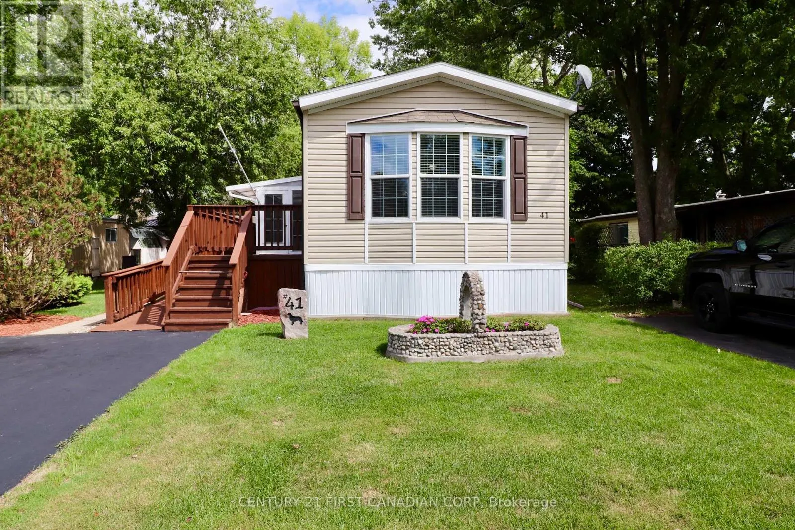 41 - 3100 DORCHESTER ROAD, #41