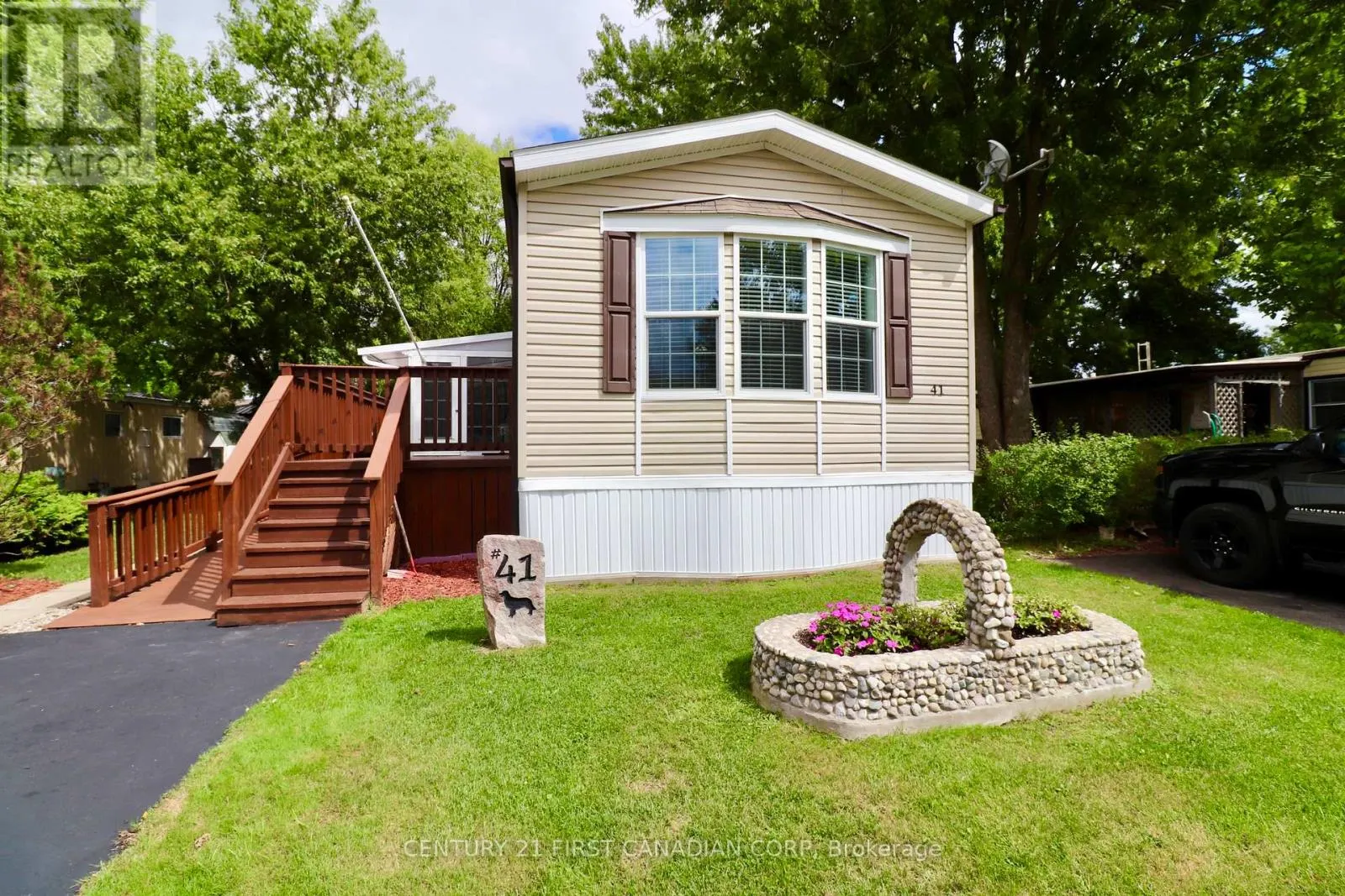 41 - 3100 DORCHESTER ROAD, #41