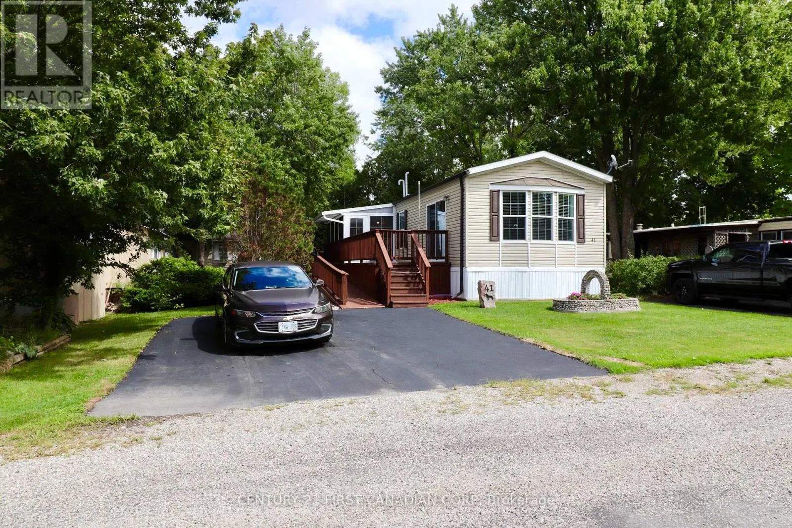 41 - 3100 DORCHESTER ROAD, #41