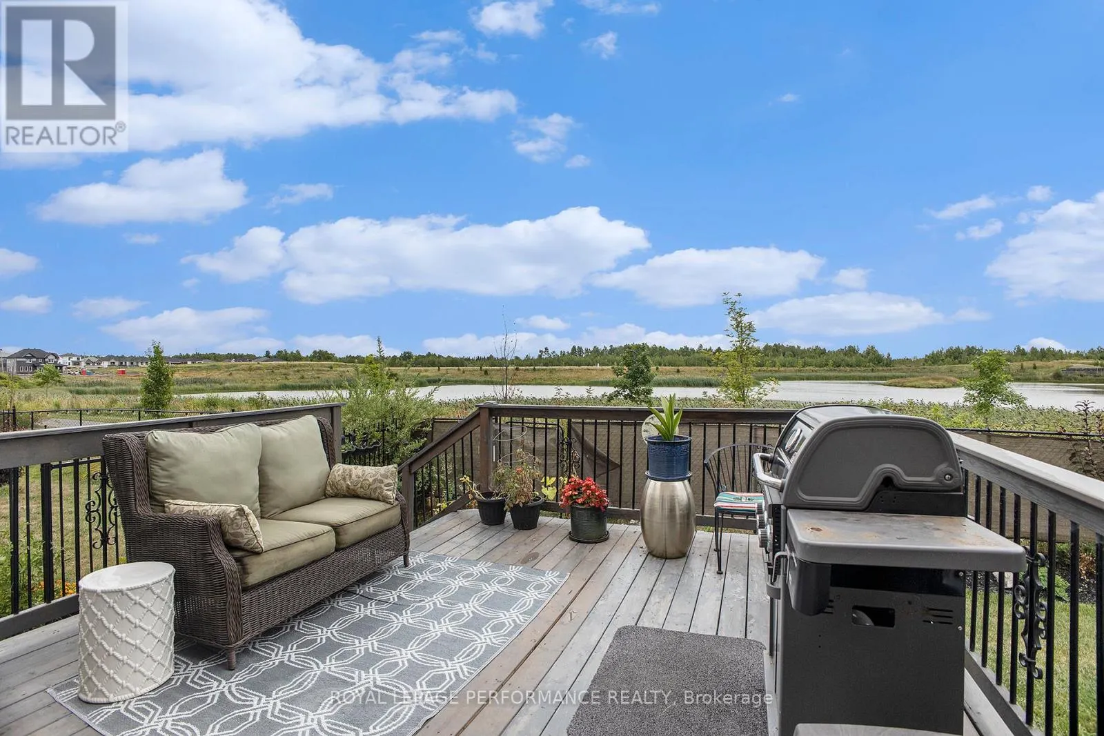 450 FRANK CAULEY WAY