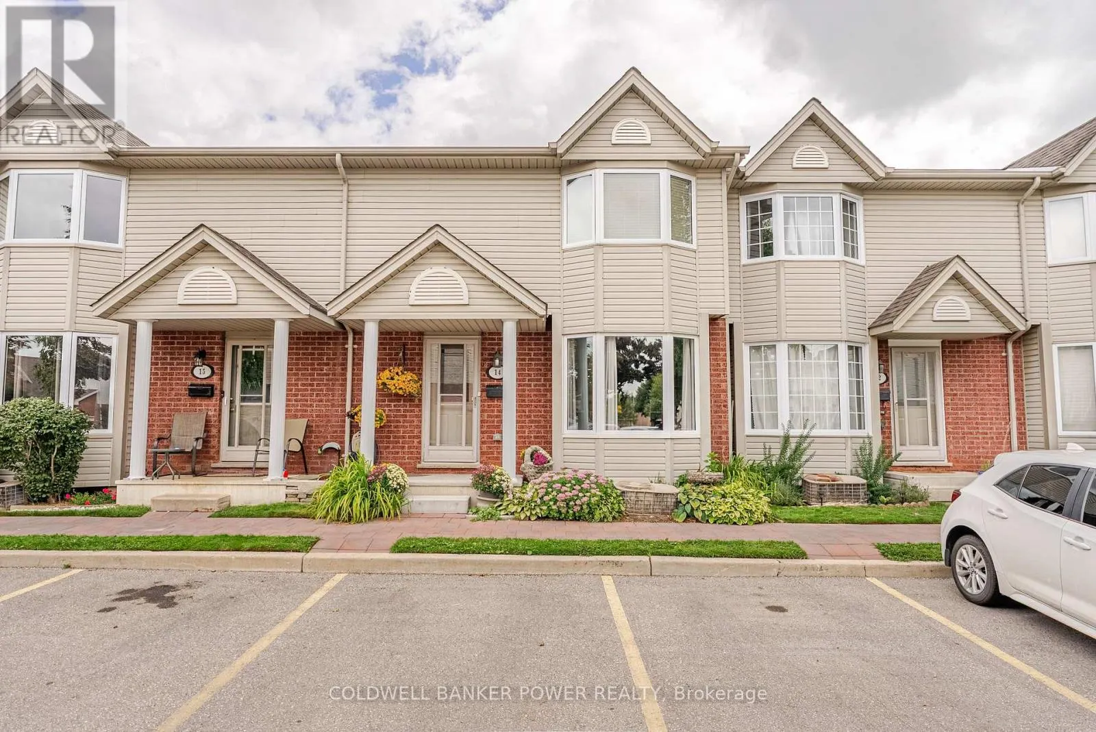 14 - 20 KERNOHAN PARKWAY, #14