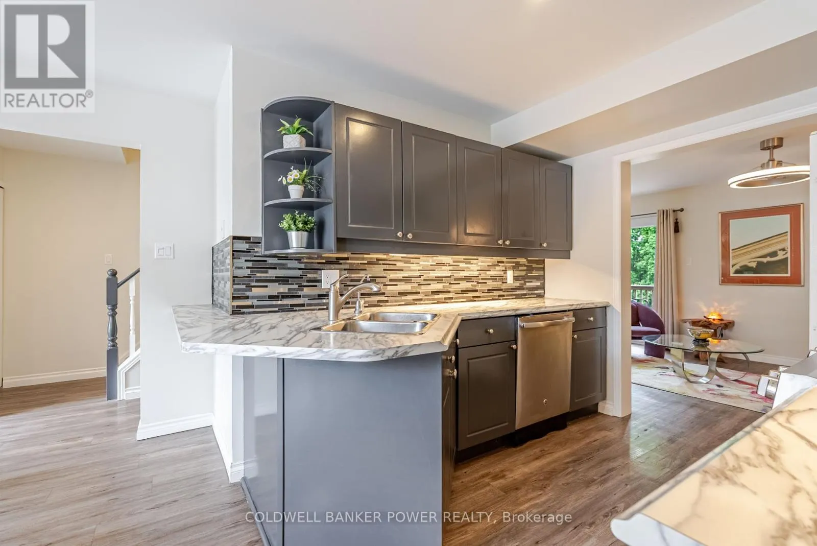 14 - 20 KERNOHAN PARKWAY, #14