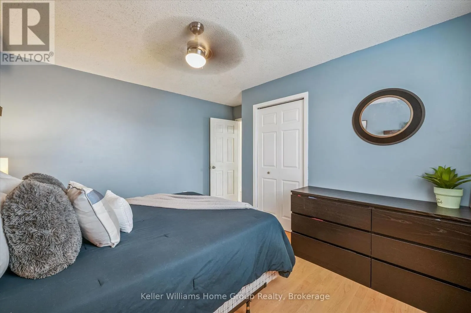 1138 LANGS CIRCLE
