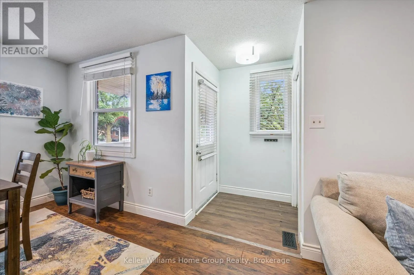 1138 LANGS CIRCLE