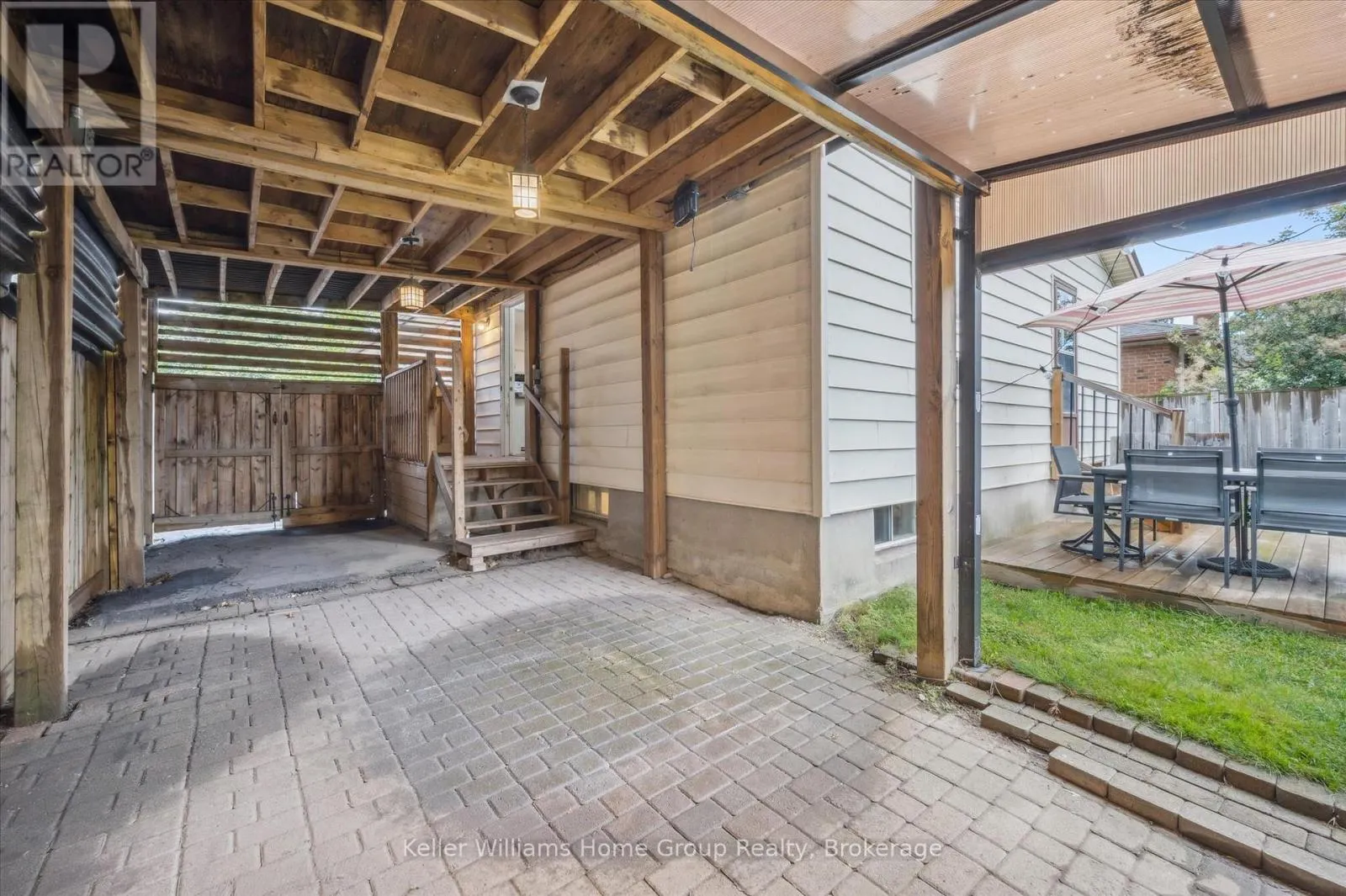 1138 LANGS CIRCLE