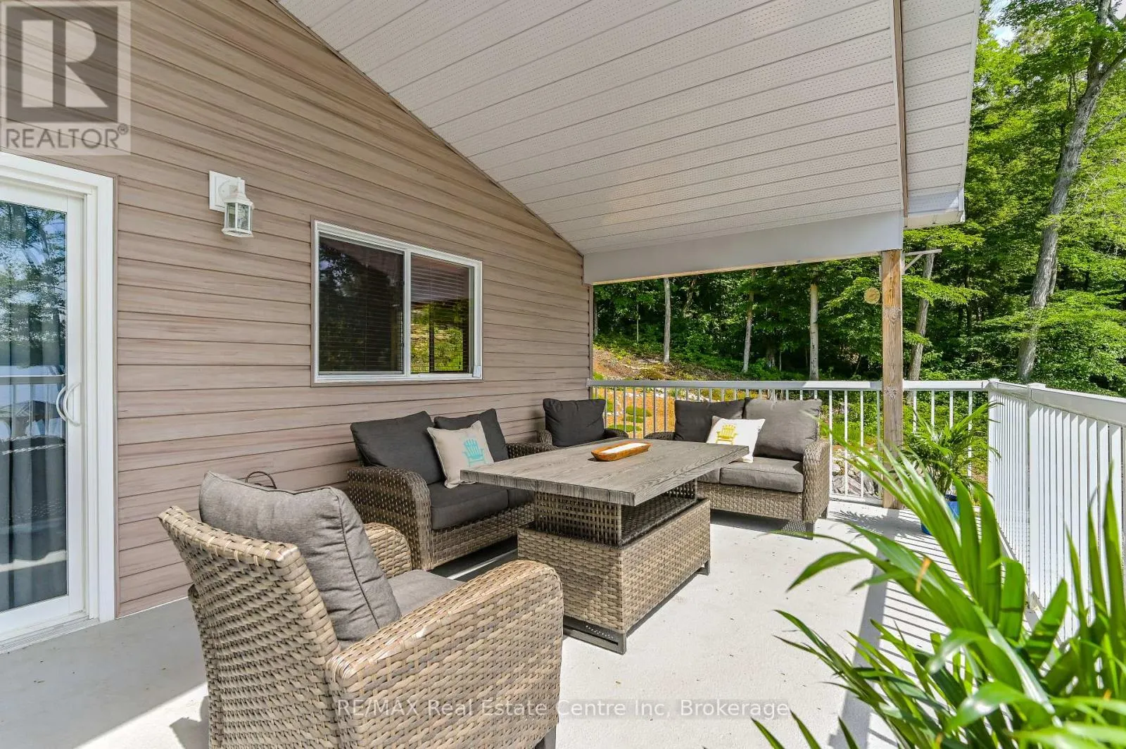 22 SOUTH CRANE LAKE ROAD