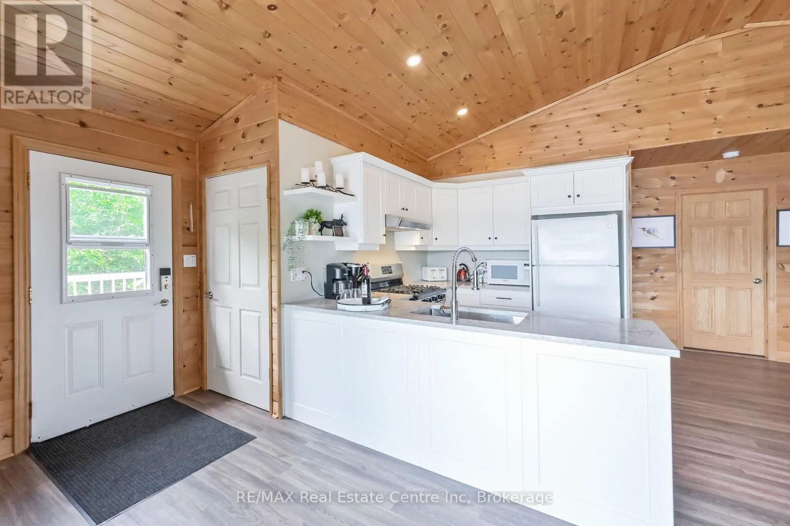 22 SOUTH CRANE LAKE ROAD