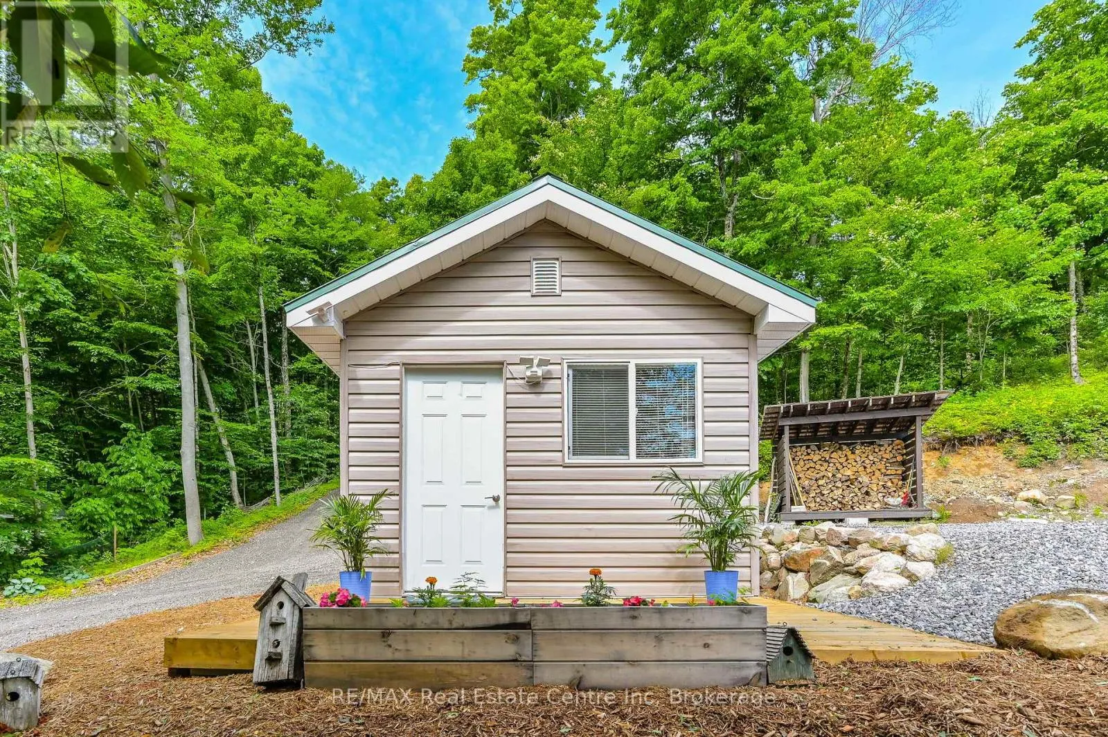 22 SOUTH CRANE LAKE ROAD
