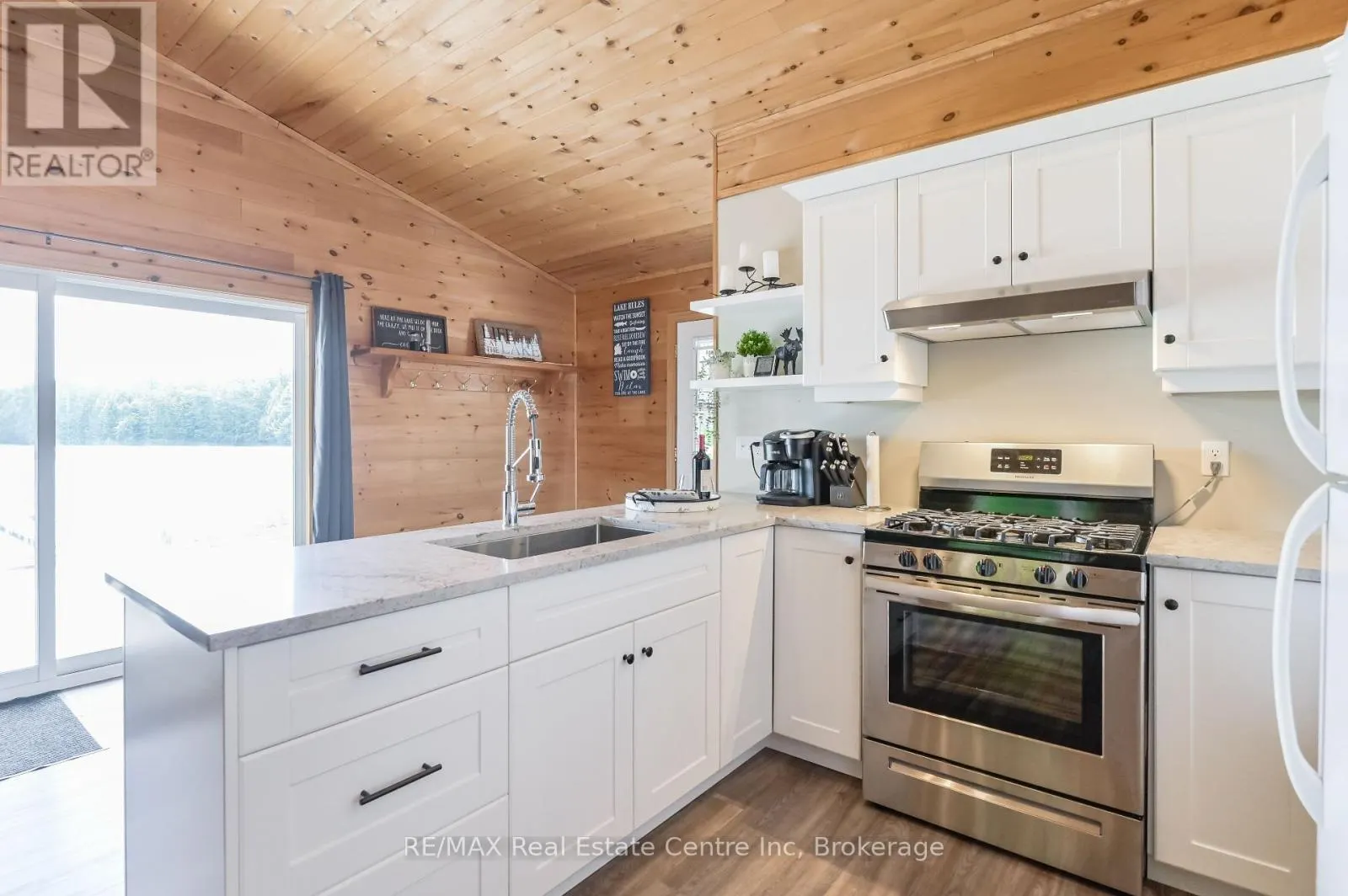 22 SOUTH CRANE LAKE ROAD