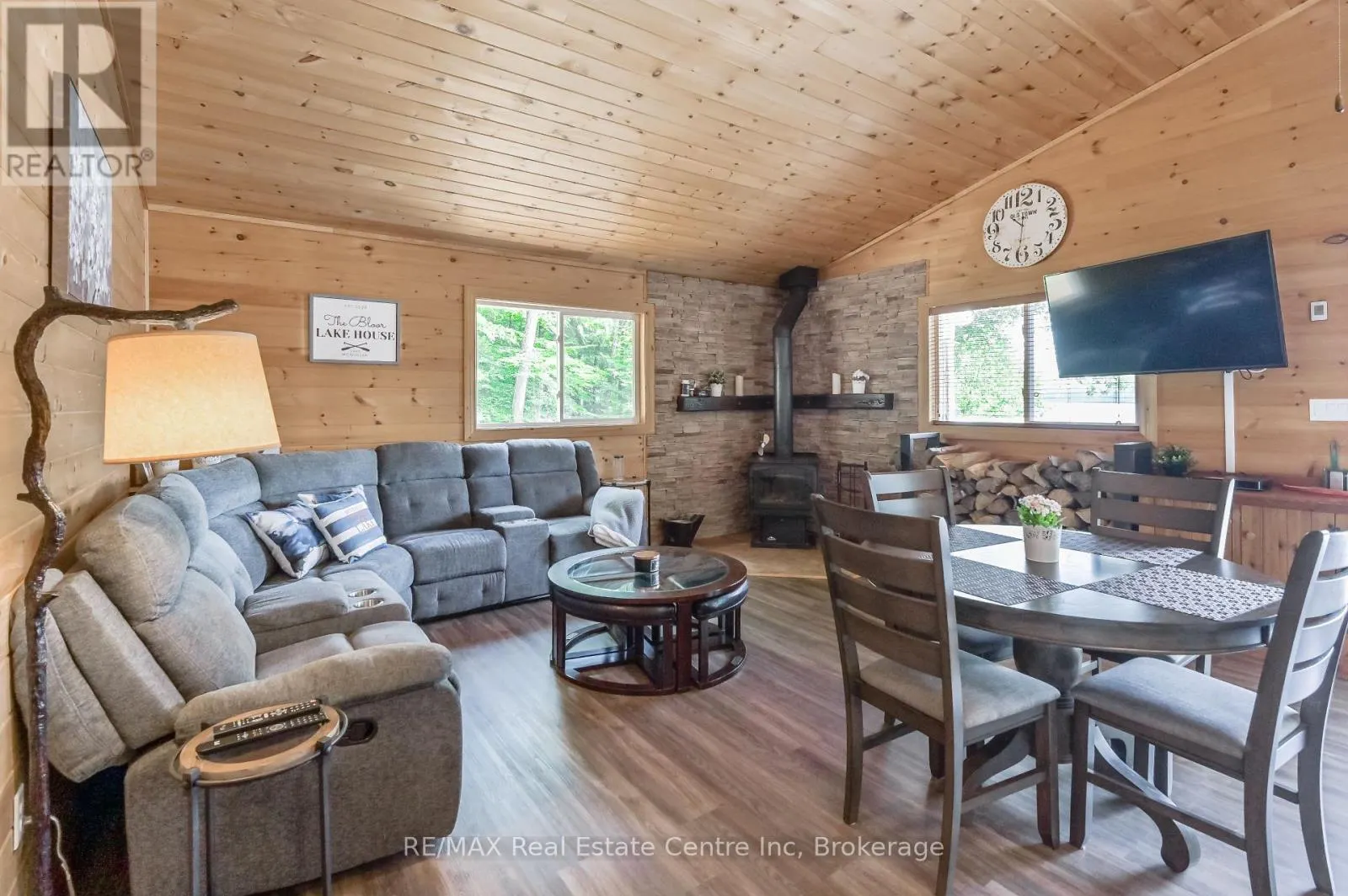 22 SOUTH CRANE LAKE ROAD