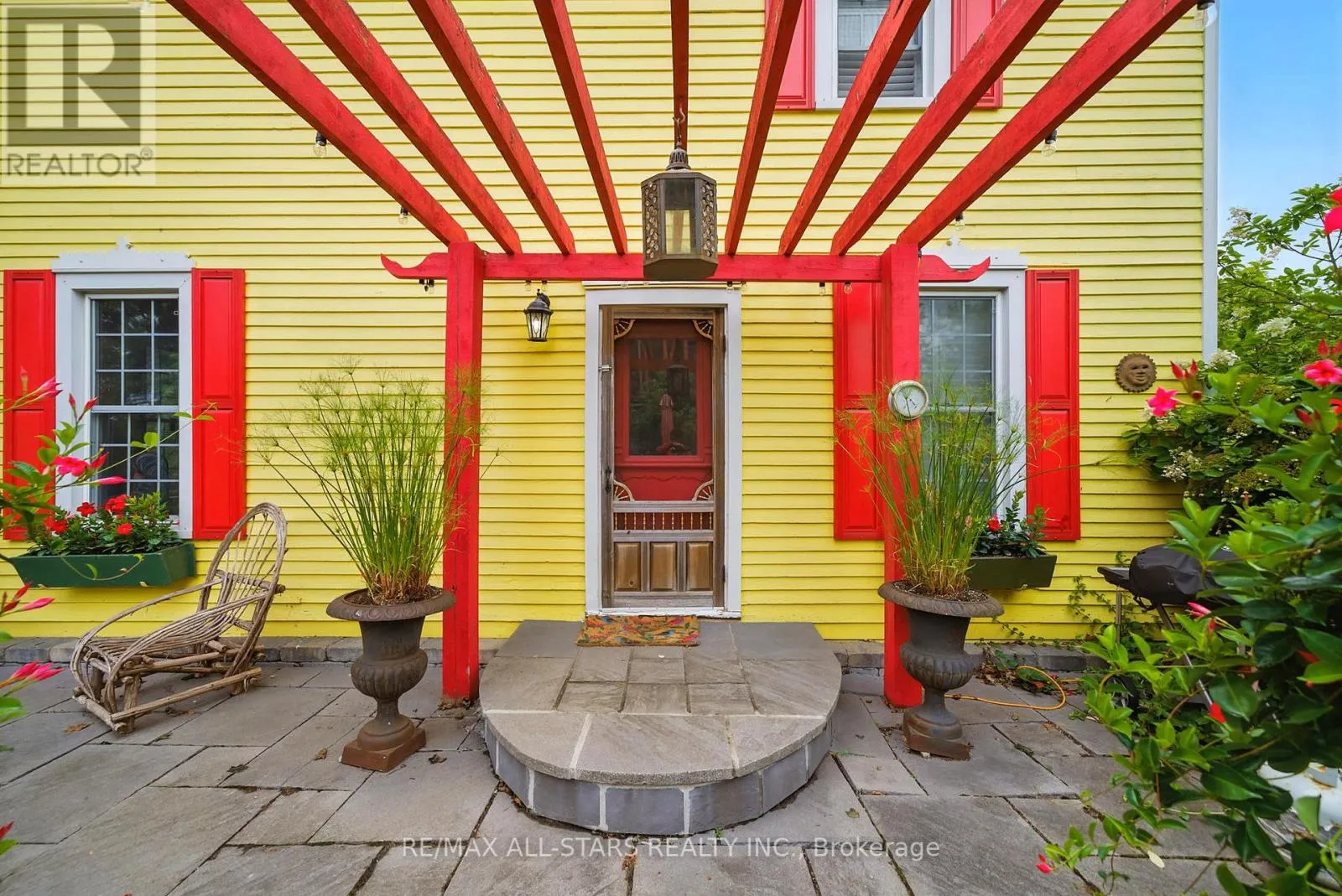 10987 SIMCOE STREET